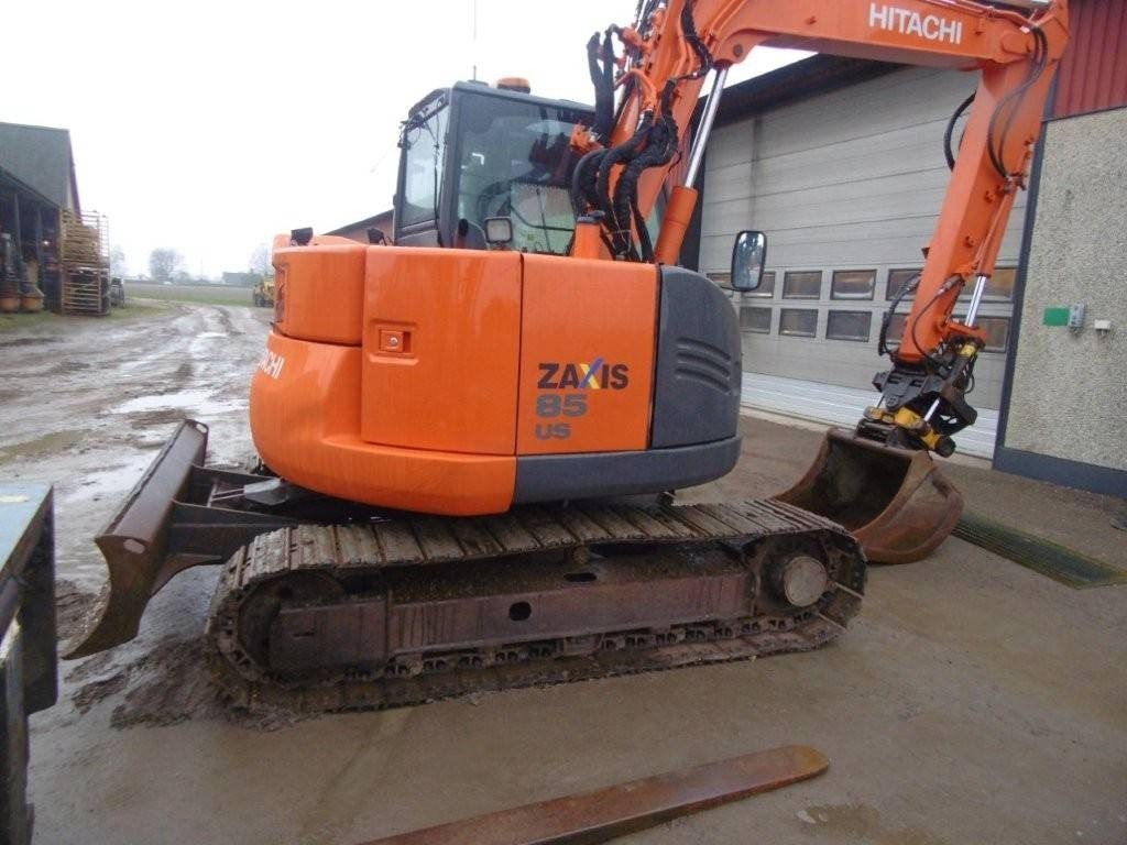 Hitachi 85 US - Miniexcavadora: foto 4 Hitachi 85 US - Miniexcavadora: foto 4