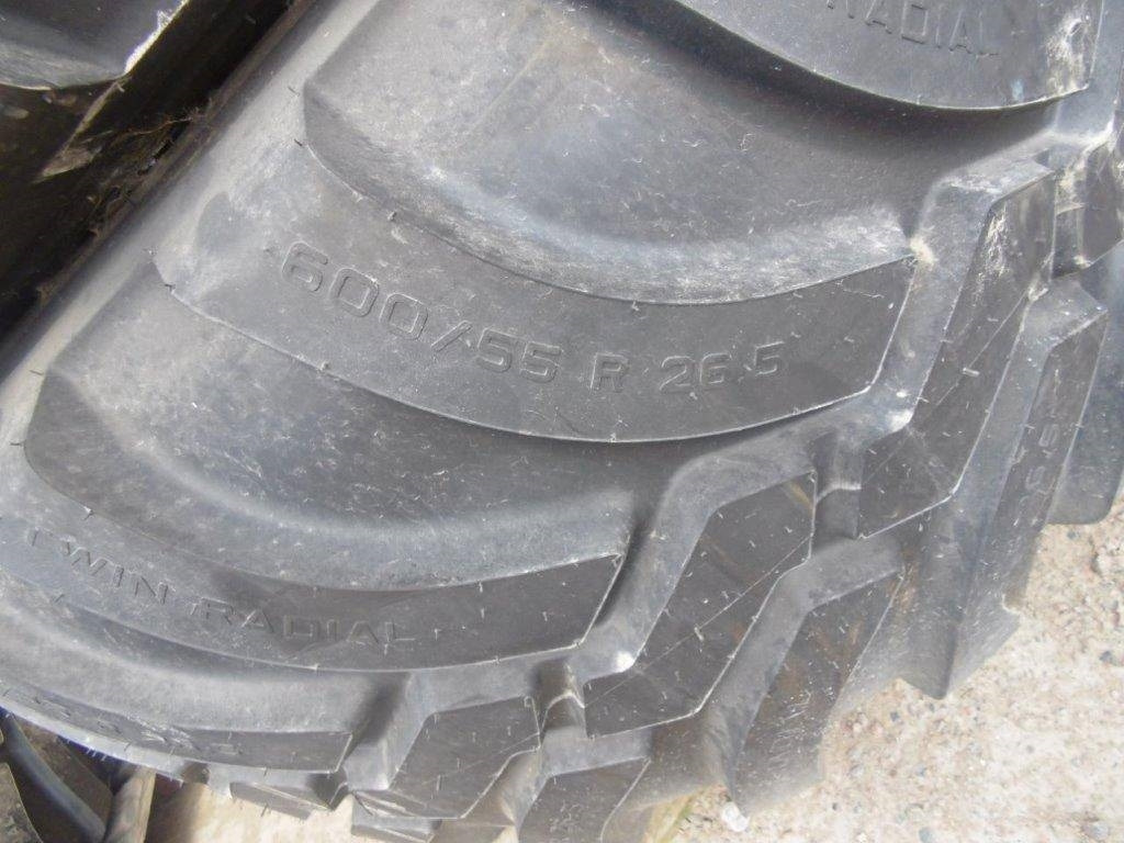 Trelleborg Twin 4 st fabriksnya 600-55/26,5 - Neumático para Maquinaria de construcción: foto 1 Trelleborg Twin 4 st fabriksnya 600-55/26,5 - Neumático para Maquinaria de construcción: foto 1
