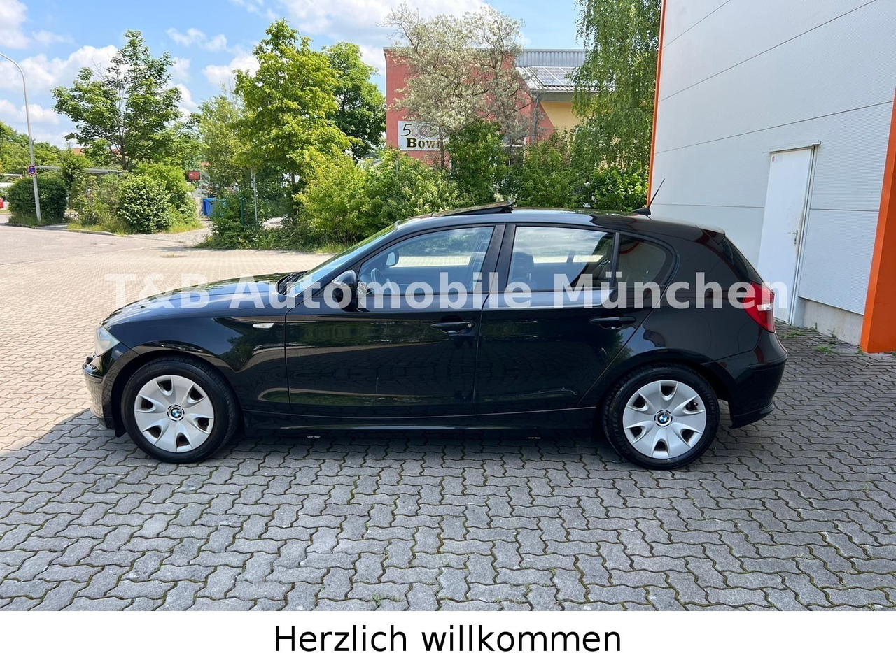 BMW 118d*Advantage-Paket*Klima*Navi*Xenon*PDC*1.Hand - Sedan: foto 2 BMW 118d*Advantage-Paket*Klima*Navi*Xenon*PDC*1.Hand - Sedan: foto 2