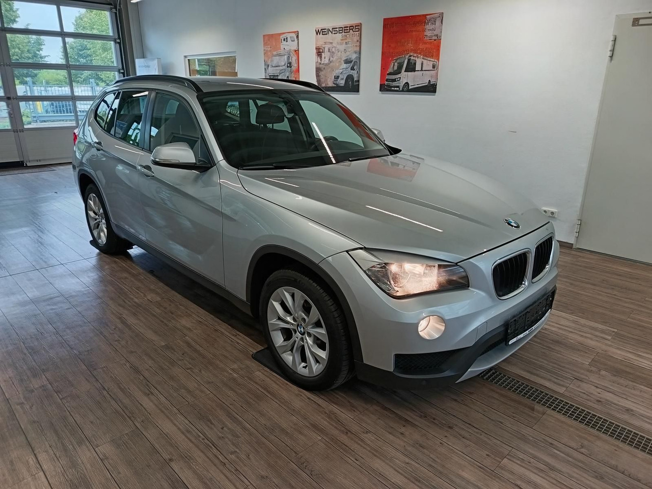 BMW X1 sDrive 18i 110 kW*SITZHEIZUNG*KLIMAAUTOMATIK - SUV/ Todoterreno: foto 3 BMW X1 sDrive 18i 110 kW*SITZHEIZUNG*KLIMAAUTOMATIK - SUV/ Todoterreno: foto 3