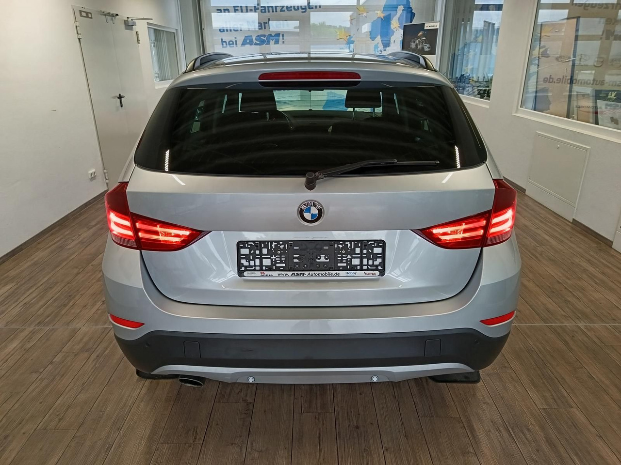 BMW X1 sDrive 18i 110 kW*SITZHEIZUNG*KLIMAAUTOMATIK - SUV/ Todoterreno: foto 5 BMW X1 sDrive 18i 110 kW*SITZHEIZUNG*KLIMAAUTOMATIK - SUV/ Todoterreno: foto 5