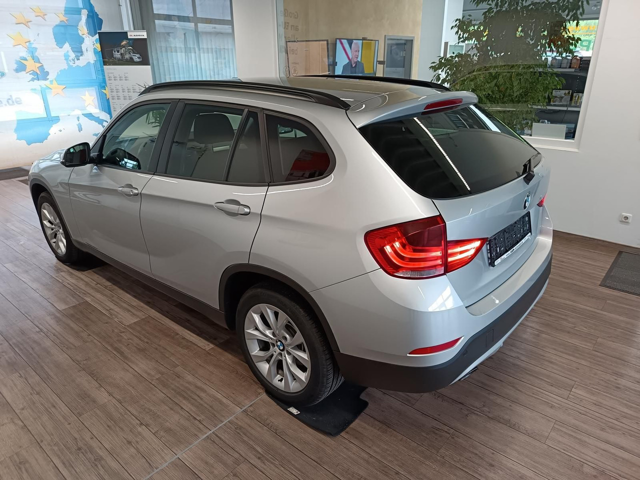 BMW X1 sDrive 18i 110 kW*SITZHEIZUNG*KLIMAAUTOMATIK - SUV/ Todoterreno: foto 4 BMW X1 sDrive 18i 110 kW*SITZHEIZUNG*KLIMAAUTOMATIK - SUV/ Todoterreno: foto 4