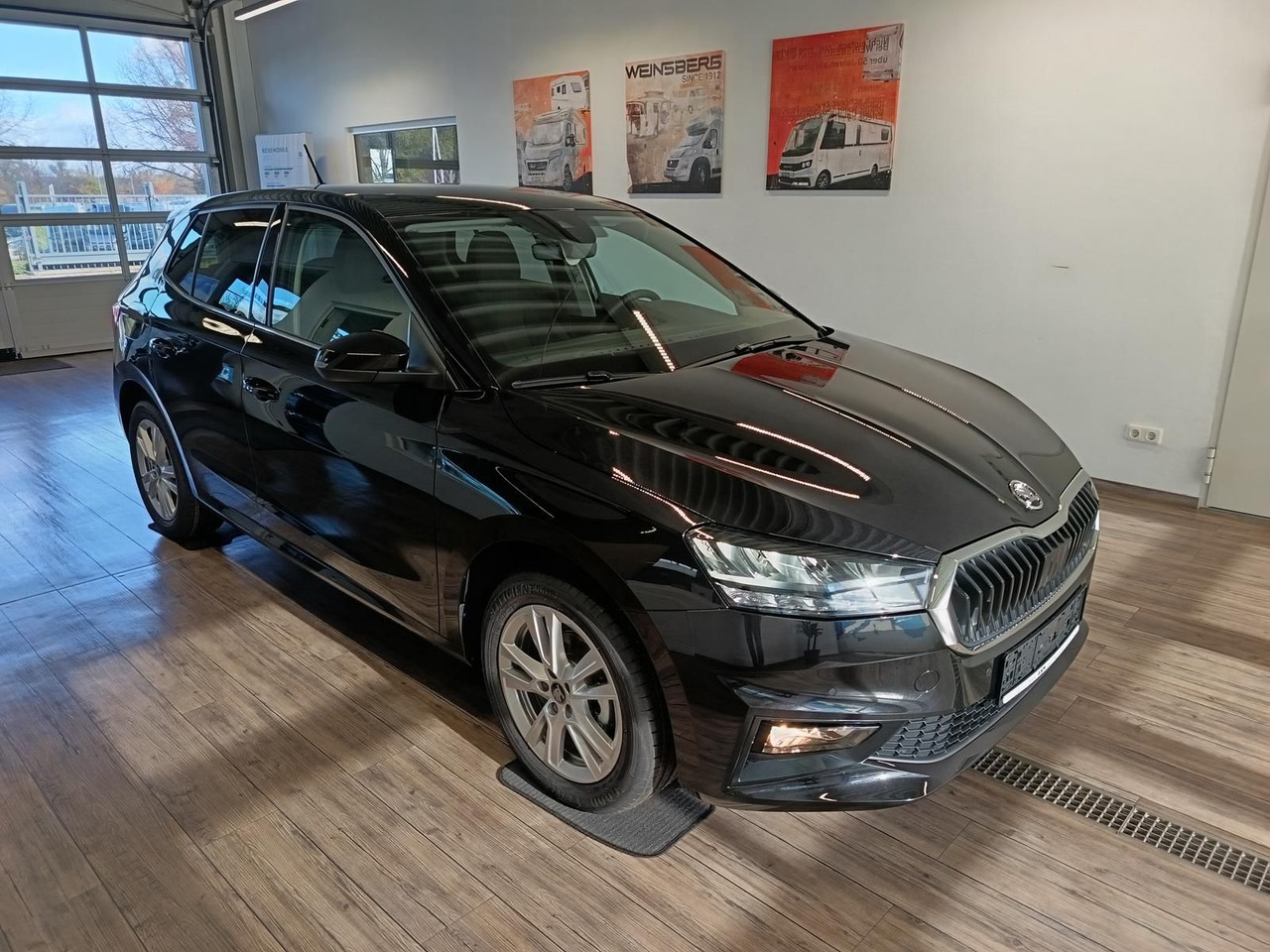 Skoda Fabia 130 Jahre 1,0 TSI*AHK-VORBER.*5J.GARANTIE* - Sedan: foto 3 Skoda Fabia 130 Jahre 1,0 TSI*AHK-VORBER.*5J.GARANTIE* - Sedan: foto 3