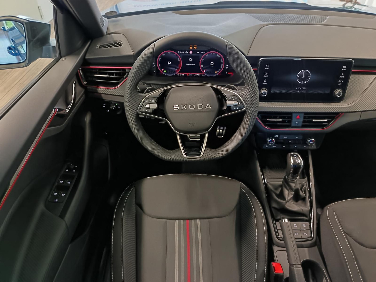 SUV/ Todoterreno Skoda Kamiq Monte Carlo 1,5 TSI DSG*PANO*AHK*5J.GARANT: foto 7
