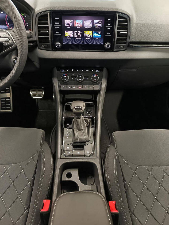SUV/ Todoterreno Skoda Karoq Sportline 1,5 TSI DSG*AHK*PSD*STD.HZG*NAVI: foto 10