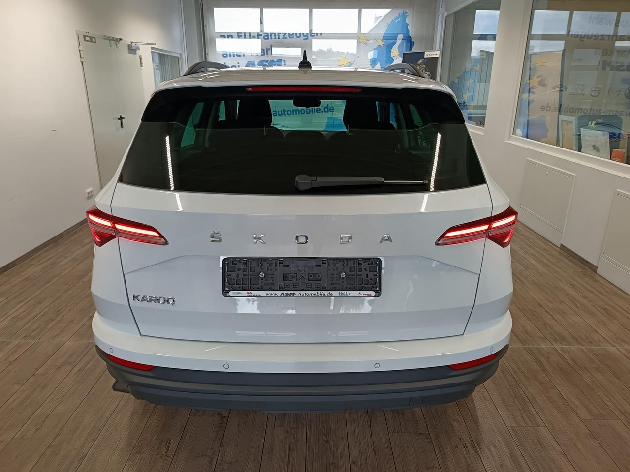 Skoda Karoq Style 1,5TSI DSG*AHK-VORBER*NAVI*LED*R-KAM - SUV/ Todoterreno: foto 5 Skoda Karoq Style 1,5TSI DSG*AHK-VORBER*NAVI*LED*R-KAM - SUV/ Todoterreno: foto 5