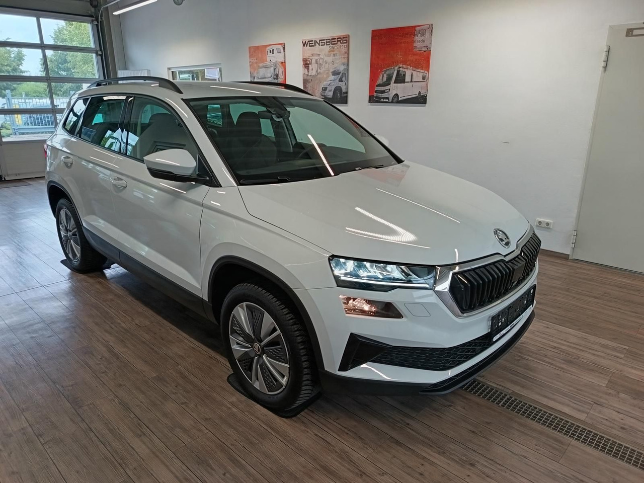 Skoda Karoq Style 1,5TSI DSG*AHK-VORBER*NAVI*LED*R-KAM - SUV/ Todoterreno: foto 3 Skoda Karoq Style 1,5TSI DSG*AHK-VORBER*NAVI*LED*R-KAM - SUV/ Todoterreno: foto 3