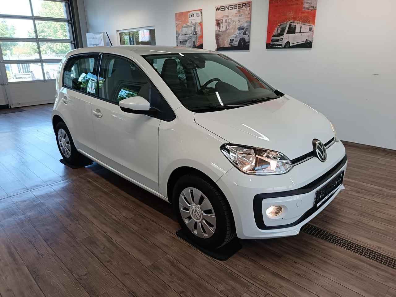 Volkswagen up! move up! 1.0*R-KAM*PDC*SHZ*MAPS+MORE*DAB*NSW - Coche: foto 3 Volkswagen up! move up! 1.0*R-KAM*PDC*SHZ*MAPS+MORE*DAB*NSW - Coche: foto 3