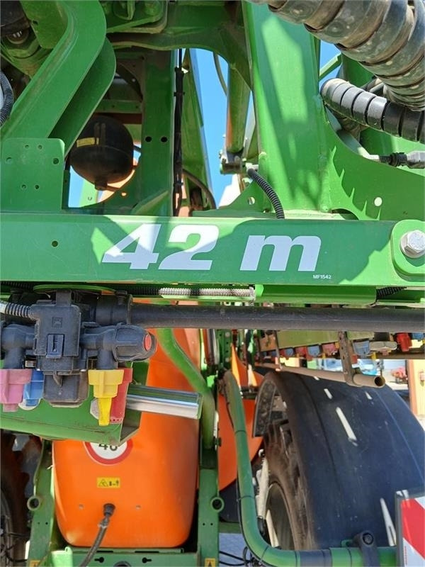 Amazone Ux 6201 super 42 m - Pulverizador arrastrado: foto 5 Amazone Ux 6201 super 42 m - Pulverizador arrastrado: foto 5