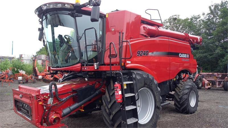 Case IH Axial Flow 9240 - Cosechadora de granos: foto 1 Case IH Axial Flow 9240 - Cosechadora de granos: foto 1