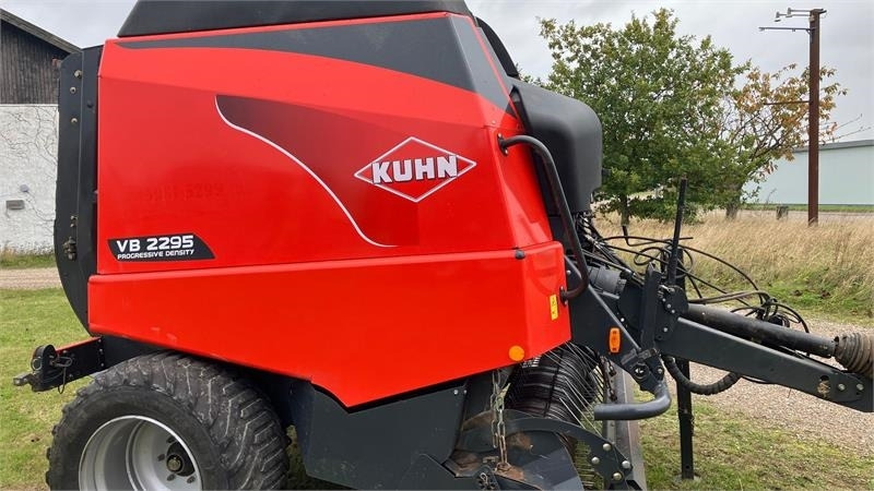 Kuhn VB 2295 - Rotoempacadora: foto 2 Kuhn VB 2295 - Rotoempacadora: foto 2