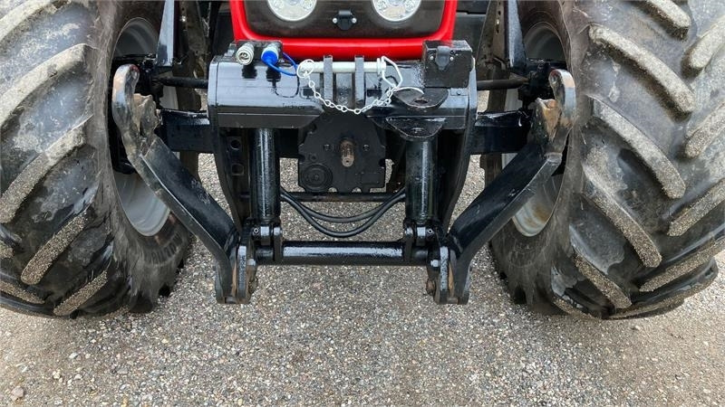 Massey Ferguson 6470 Dyna 6 - Tractor: foto 5 Massey Ferguson 6470 Dyna 6 - Tractor: foto 5