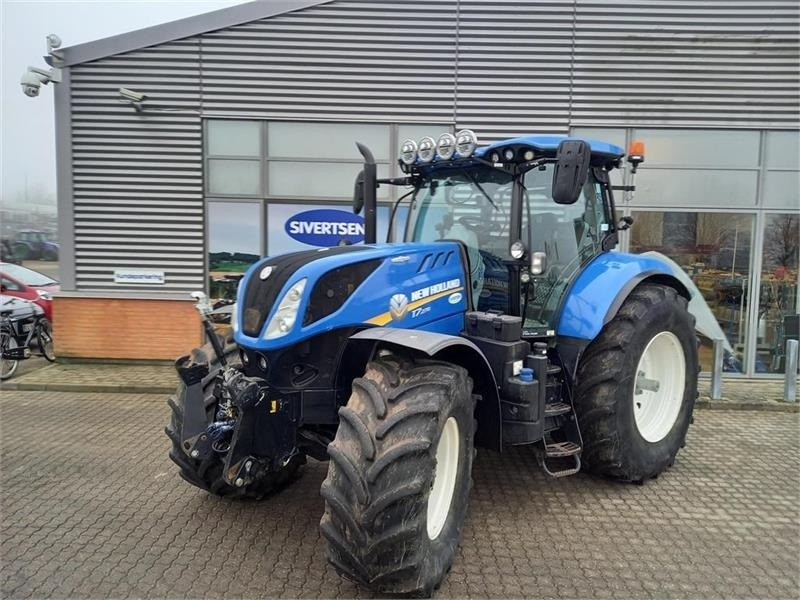 New Holland T7.270 AutoCommand - Tractor: foto 1 New Holland T7.270 AutoCommand - Tractor: foto 1