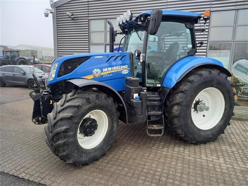 New Holland T7.270 AutoCommand - Tractor: foto 2 New Holland T7.270 AutoCommand - Tractor: foto 2