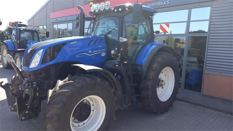 New Holland T7.315 HD - Tractor: foto 1 New Holland T7.315 HD - Tractor: foto 1