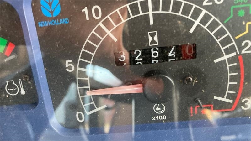 New Holland TD90D - Tractor: foto 4 New Holland TD90D - Tractor: foto 4