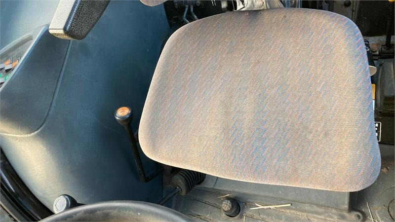 New Holland TD90D - Tractor: foto 5 New Holland TD90D - Tractor: foto 5