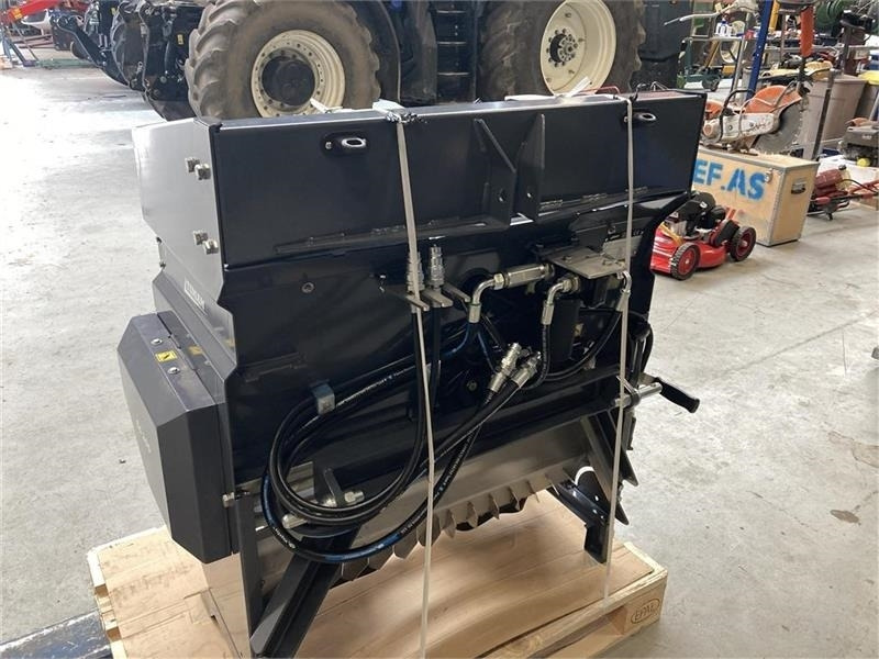 Timan CS-200 Combi spreder til traktor 300 liter - Esparcidor de sal para Vehículo municipal: foto 2 Timan CS-200 Combi spreder til traktor 300 liter - Esparcidor de sal para Vehículo municipal: foto 2