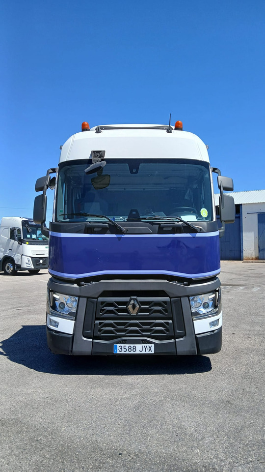 RENAULT T 520 - Camión portavehículos: foto 5 RENAULT T 520 - Camión portavehículos: foto 5