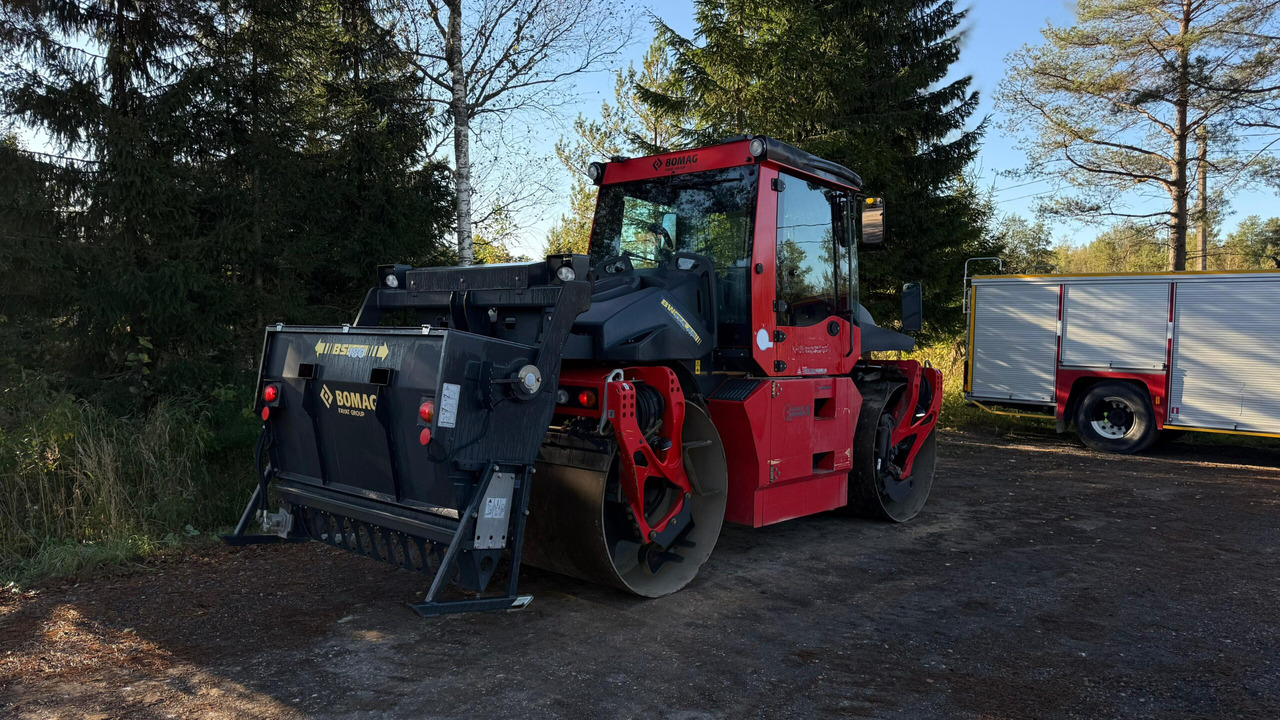BOMAG BW 174 AP-41 AM - Apisonadora de asfalto: foto 4 BOMAG BW 174 AP-41 AM - Apisonadora de asfalto: foto 4