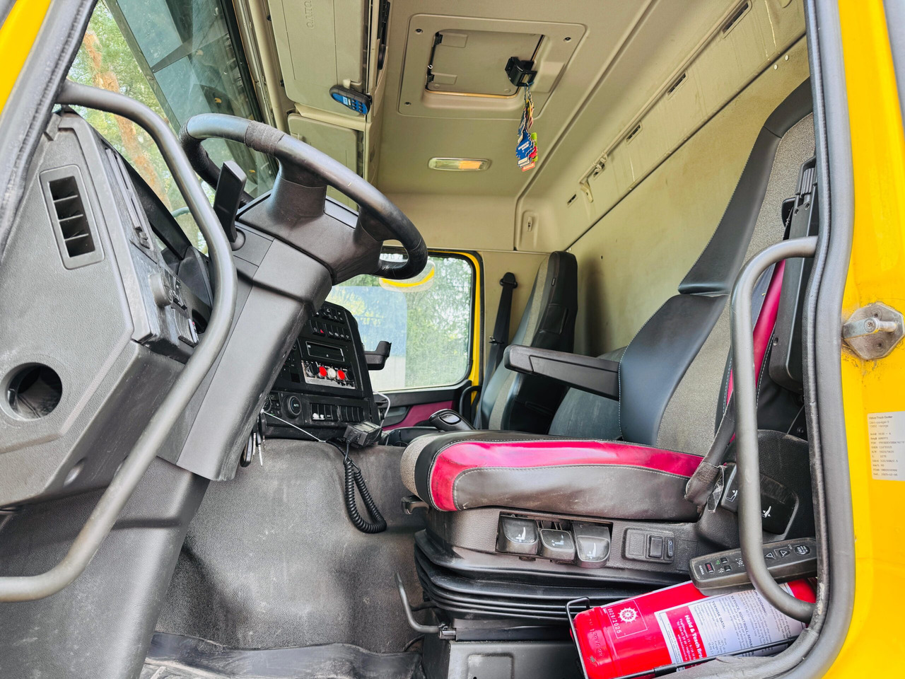 Limpieza de alcantarillado VOLVO FMX 450: foto 11