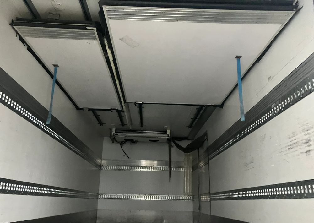 DAF Daf LF 16.250 chłodnia multi temperatura 16 palet - Camión frigorífico: foto 5 DAF Daf LF 16.250 chłodnia multi temperatura 16 palet - Camión frigorífico: foto 5