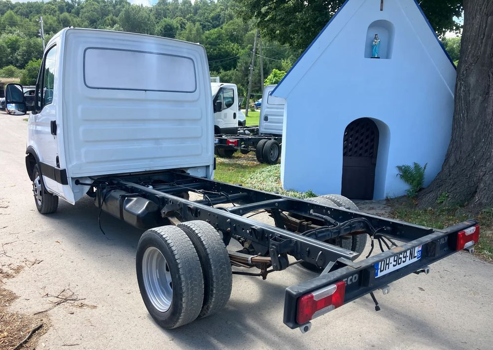 Iveco DAILY 35C13 ramo do zabudowy kiper wywrotka - Camión chasis: foto 4 Iveco DAILY 35C13 ramo do zabudowy kiper wywrotka - Camión chasis: foto 4