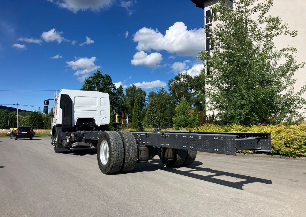 Renault RENAULT Gama D WIDE 19 euro 6 ramo do zabudowy tylko 50 tys km - Camión chasis: foto 3 Renault RENAULT Gama D WIDE 19 euro 6 ramo do zabudowy tylko 50 tys km - Camión chasis: foto 3
