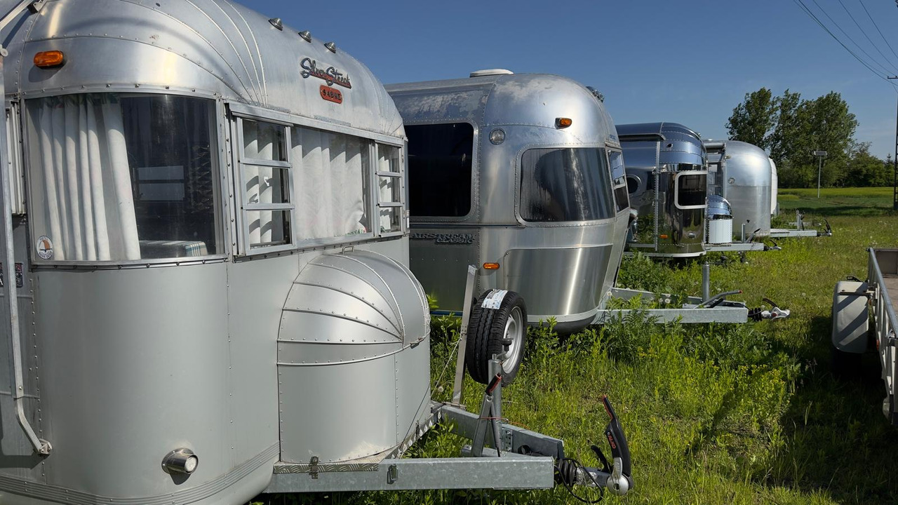 1992 Airstream Classic 1992 Airstream Classic – Fully Rebuilt Vintage Travel Trailer - Remolque venta ambulante: foto 3 1992 Airstream Classic 1992 Airstream Classic – Fully Rebuilt Vintage Travel Trailer - Remolque venta ambulante: foto 3