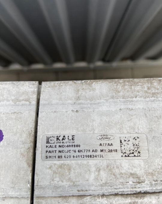 Intercooler Ford F-Max chłodnica powietrza - Intercooler para Camión: foto 3 Intercooler Ford F-Max chłodnica powietrza - Intercooler para Camión: foto 3