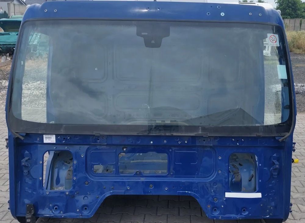 KABINA VOLVO FL 2022R - Cabina para Camión: foto 1 KABINA VOLVO FL 2022R - Cabina para Camión: foto 1