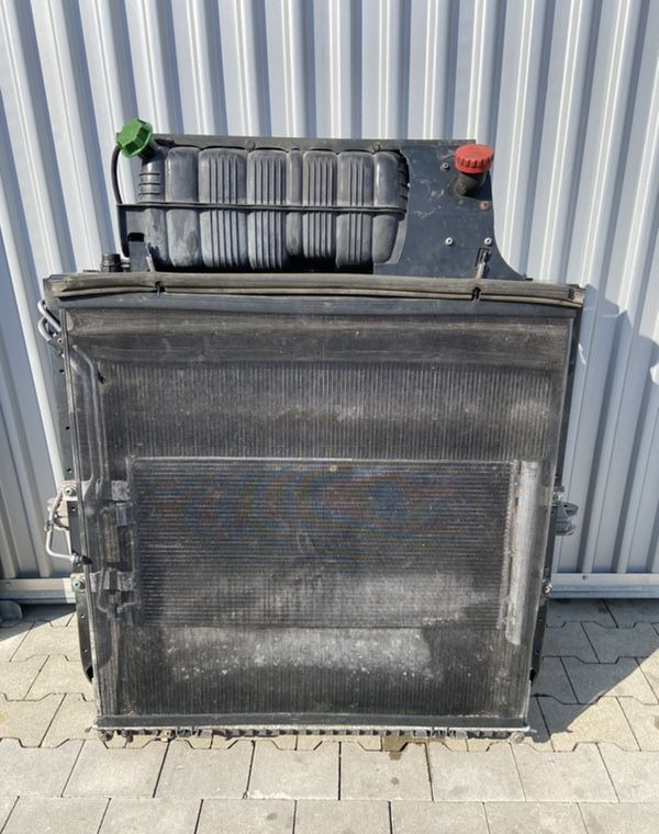 Komplet chłodnic MAN TGX euro 6 chłodnice 90 cm - Radiador para Camión: foto 2 Komplet chłodnic MAN TGX euro 6 chłodnice 90 cm - Radiador para Camión: foto 2
