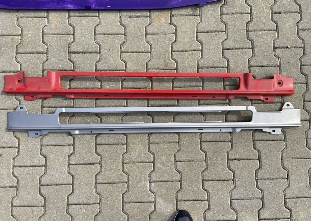Listwa pod maskę Scania R maskownica łącznik - Parachoques: foto 1 Listwa pod maskę Scania R maskownica łącznik - Parachoques: foto 1