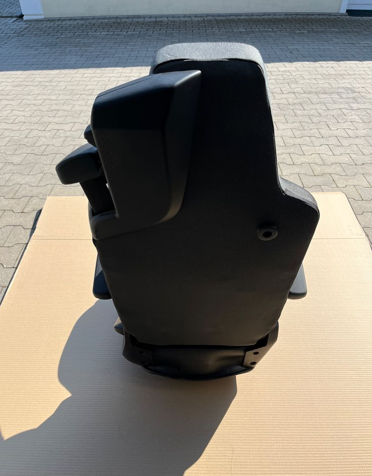 NOWY Fotel kierowcy MAN TG3 TGX nowy model siedzenie lewe - Asiento para Camión: foto 5 NOWY Fotel kierowcy MAN TG3 TGX nowy model siedzenie lewe - Asiento para Camión: foto 5