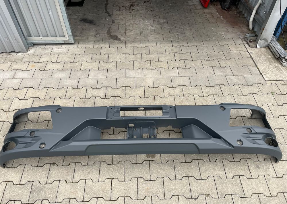 NOWY zderzak MAN TGL TG3 nowy model oryginał - Carrocería y exterior para Camión: foto 1 NOWY zderzak MAN TGL TG3 nowy model oryginał - Carrocería y exterior para Camión: foto 1