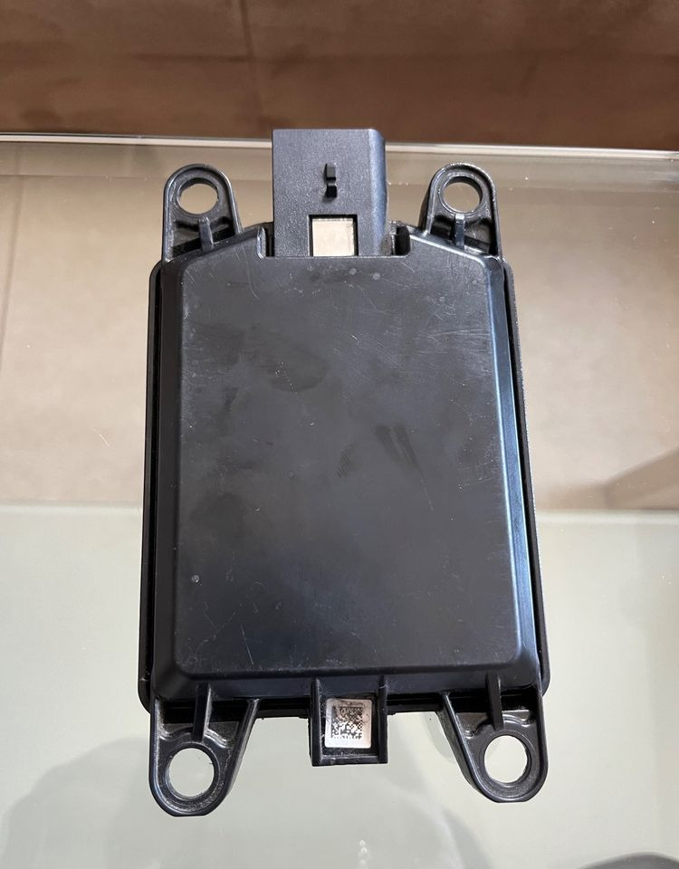 Radar MAN TGX TGS euro 6 ACC distronic - Sensor para Camión: foto 2 Radar MAN TGX TGS euro 6 ACC distronic - Sensor para Camión: foto 2