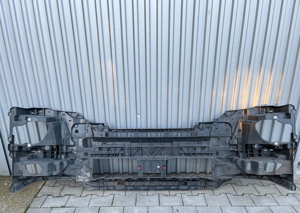 Zderzak MAN TGS TG3 nowy model poszycie skorupa zderzaka - Carrocería y exterior para Camión: foto 2 Zderzak MAN TGS TG3 nowy model poszycie skorupa zderzaka - Carrocería y exterior para Camión: foto 2