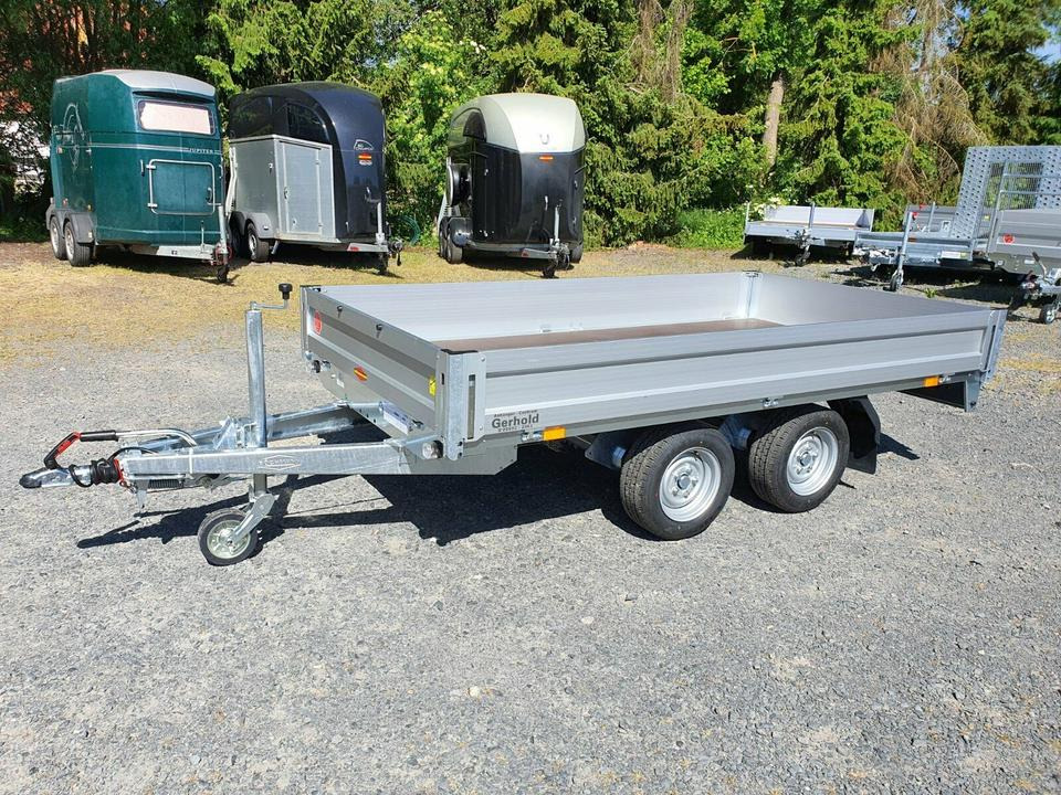 Böckmann 3016/27 F PKW-Anhänger Hochlader 2,7 to - Remolque plataforma/ Caja abierta: foto 1 Böckmann 3016/27 F PKW-Anhänger Hochlader 2,7 to - Remolque plataforma/ Caja abierta: foto 1