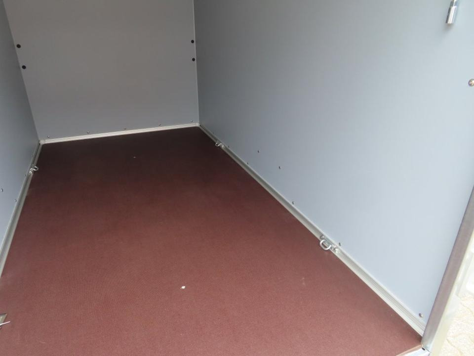 Remolque caja cerrada Böckmann KT 2513/135 PKW-Anhänger, Koffer, 1,35to., 100 km/h: foto 8 Remolque caja cerrada Böckmann KT 2513/135 PKW-Anhänger, Koffer, 1,35to., 100 km/h: foto 8