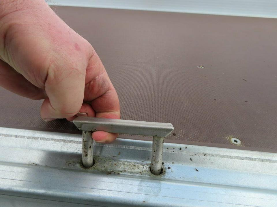 Böckmann PKW-Anhänger, 2,7 to. HL-AL 3718/27 F, Hochlader - Remolque plataforma/ Caja abierta: foto 3 Böckmann PKW-Anhänger, 2,7 to. HL-AL 3718/27 F, Hochlader - Remolque plataforma/ Caja abierta: foto 3