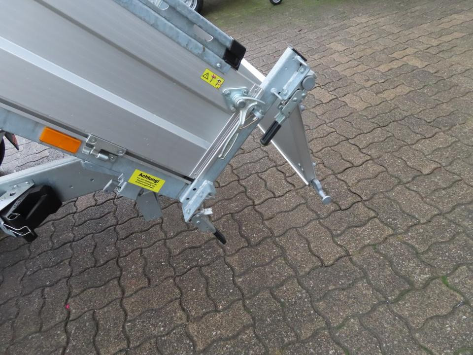 Remolque volquete Böckmann, PKW Anhänger,Dreiseitenkipper, 3,5 to. Elektrokipper: foto 7