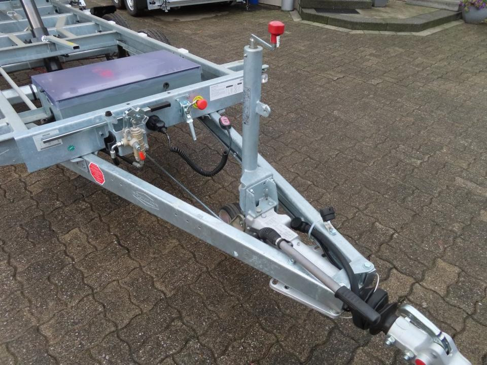 Remolque volquete Böckmann, PKW Anhänger,Dreiseitenkipper, 3,5 to. Elektrokipper: foto 10