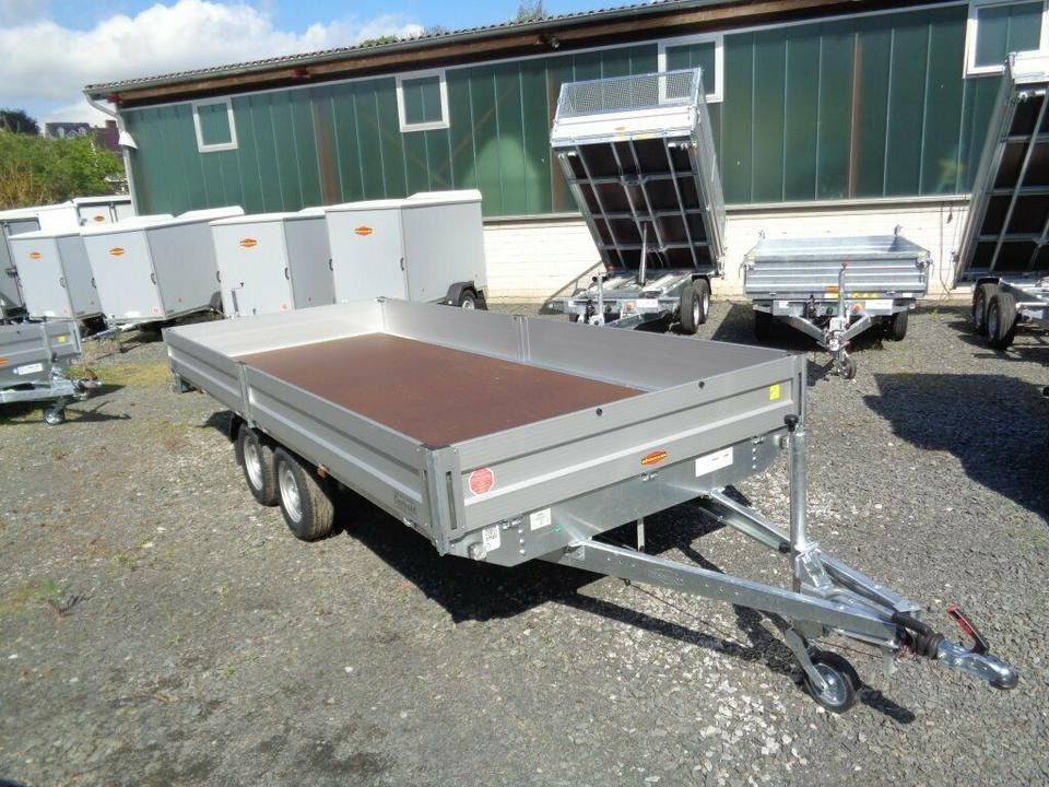 Böckmann PKW-Anhänger, HL-AL5121/30, 3,0.to. große Ladefläche - Remolque plataforma/ Caja abierta: foto 2 Böckmann PKW-Anhänger, HL-AL5121/30, 3,0.to. große Ladefläche - Remolque plataforma/ Caja abierta: foto 2