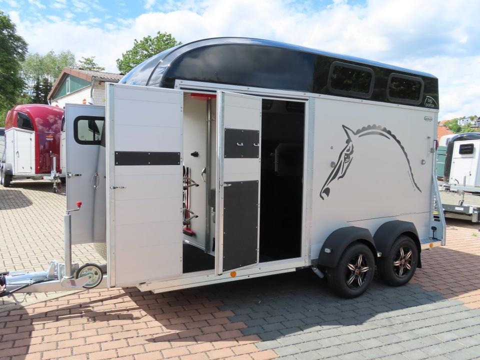 Böckmann Pferdeanhänger Big Portax WCF Videokamera - Remolque para caballos: foto 4 Böckmann Pferdeanhänger Big Portax WCF Videokamera - Remolque para caballos: foto 4