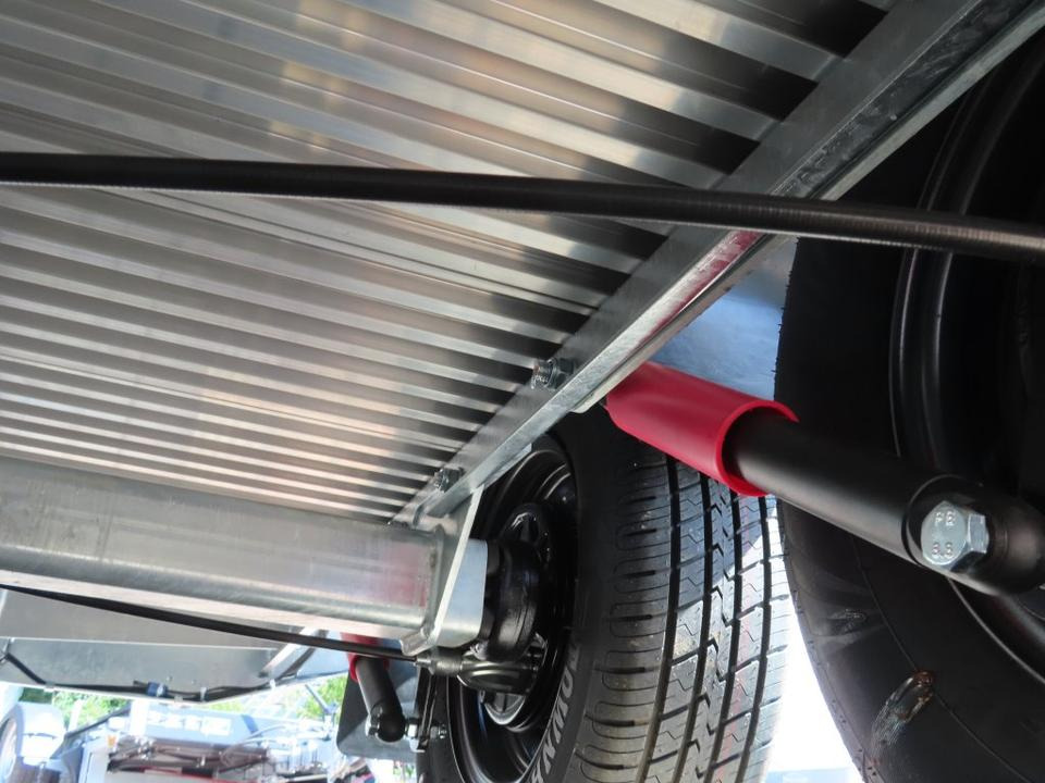 Böckmann Pferdeanhänger Champion Esprit Flügeltür Sattelkammer - Remolque para caballos: foto 5 Böckmann Pferdeanhänger Champion Esprit Flügeltür Sattelkammer - Remolque para caballos: foto 5