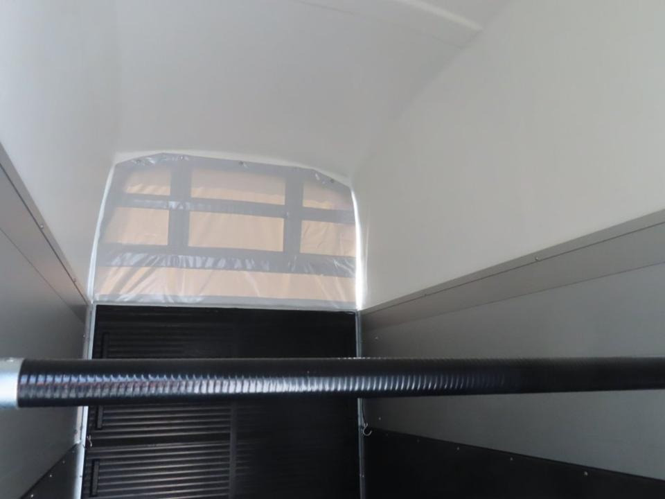 Remolque para caballos Böckmann Pferdeanhänger Champion UNO Esprit Sattelkammer 100km/h: foto 6