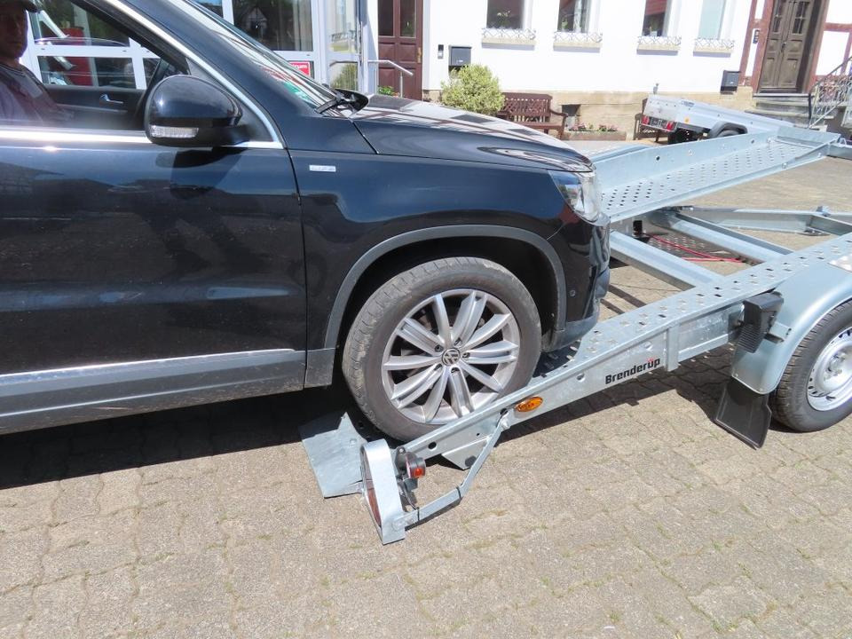 Remolque portavehículos Leih, PKW Anhänger, Autotransporter, Mietanhänger, 100 km/h,: foto 10