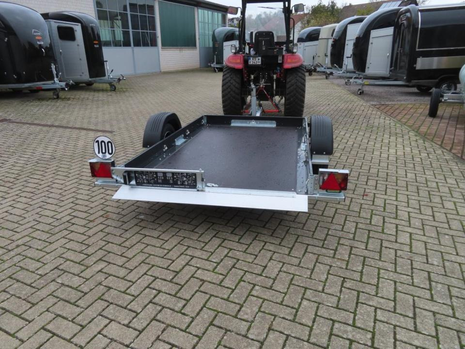 PKW Absenkanhänger, Unsinn, 750 kg, ungebremst, 100 km/h - Remolque plataforma/ Caja abierta: foto 4 PKW Absenkanhänger, Unsinn, 750 kg, ungebremst, 100 km/h - Remolque plataforma/ Caja abierta: foto 4