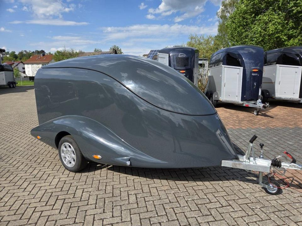 PKW Anhänger geschlossen Motorrad Mieten Leihen 1000kg 100km/h - Remolque para moto: foto 4 PKW Anhänger geschlossen Motorrad Mieten Leihen 1000kg 100km/h - Remolque para moto: foto 4