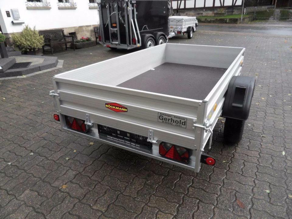 Sonderpreis, Böckmann, PKW Anhänger, 1350 kg, Neu Tieflader - Remolque de coche: foto 4 Sonderpreis, Böckmann, PKW Anhänger, 1350 kg, Neu Tieflader - Remolque de coche: foto 4
